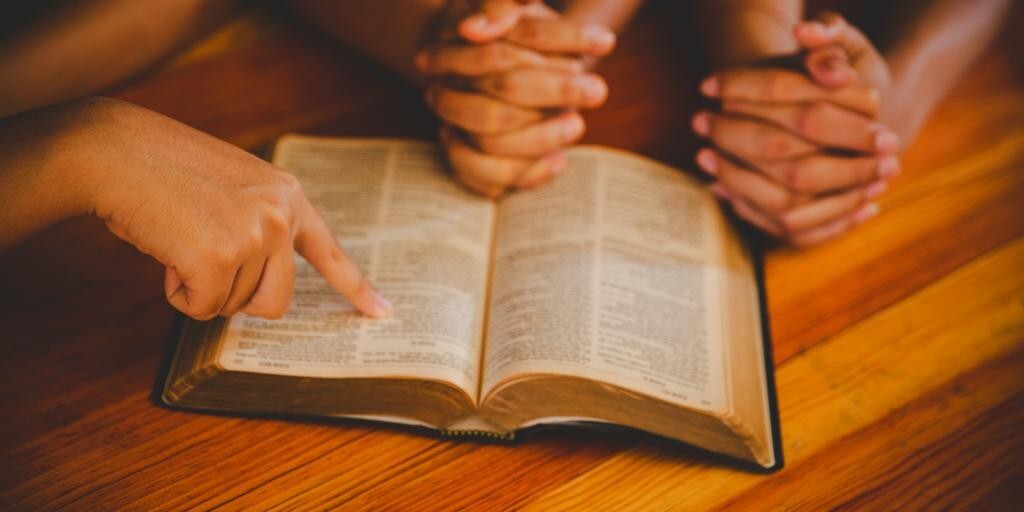 Bible Open